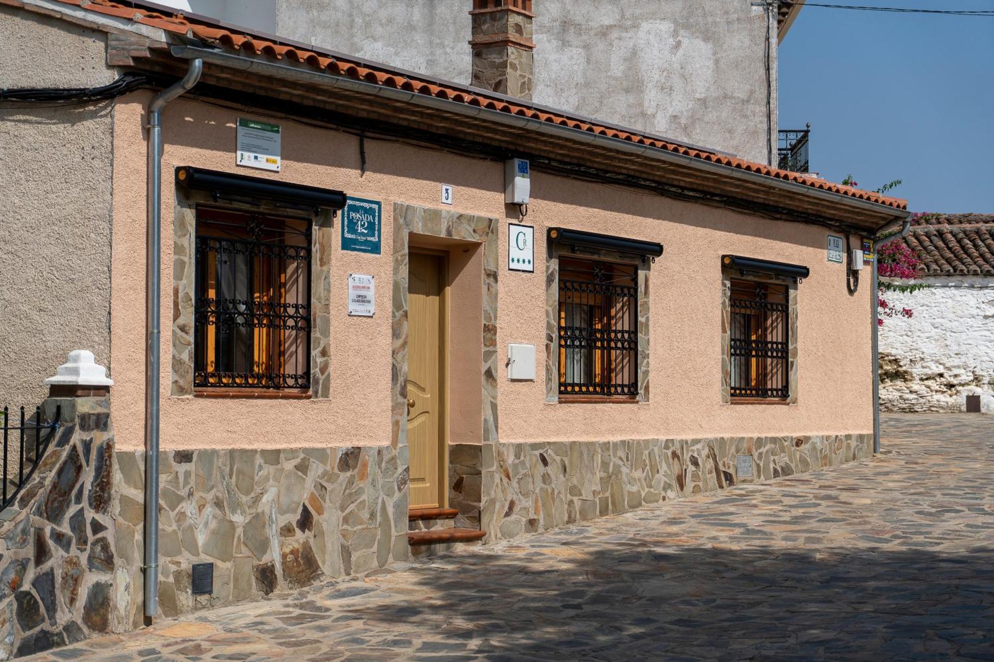 Casa Rural La Posada Del 42 Carrascalejo Εξωτερικό φωτογραφία